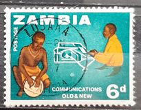 [Local Motifs, type F]