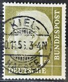 [Professor Dr. Th. Heuss, type AV23]