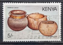 [Kenyan Material Culture, type QM]