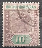 [Victoria. Inscripción "POSTAGE & REVENUE", tipo N]