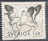 [Canal and Crane Dance, type HK]