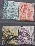 [Charlotte Brontë - Emissione regionale: Inghilterra -Un foro ellittico su ogni lato verticale / Carta: 1 banda al fosforo centrale / Autorità emittente: Royal Mail of Great Britain , Scrivi A]