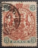 [Coat of Arms - End of Scroll Curled between Legs of Supporting Animals, 类型 J3]