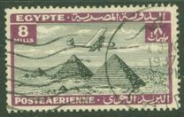 [Airmail - Airplane over Pyramids of Giza, प्रकार BK7]