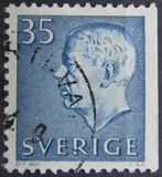 [King Gustaf VI Adolf of Sweden & Tree Crowns - New Colors and Values, type FA60]