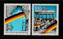 [The 1st Anniversary of the Fall of the Wall, τύπος AVC]